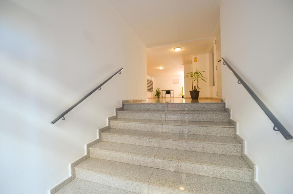 Schoene Wohnung Mit Pool , Wi-Fi Und Privat Garage Torrevieja Exterior foto